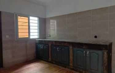 ABIDJAN COCODY : Location maison basse 4 pièces Cité les Figuiers