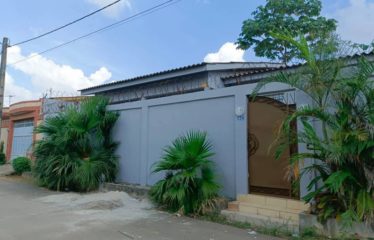 ABIDJAN COCODY : Location maison basse 4 pièces Cité les Figuiers