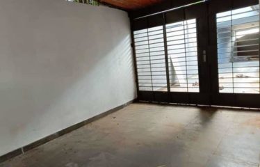 ABIDJAN COCODY : Location maison basse 4 pièces Cité les Figuiers