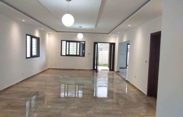 ABIDJAN BINGERVILLE : VILLA DUPLEX 6 PIÈCES à louer