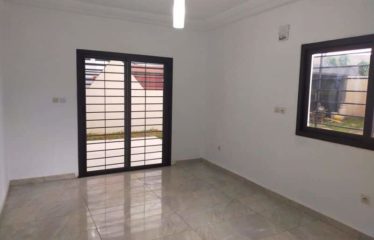 ABIDJAN BINGERVILLE : VILLA DUPLEX 6 PIÈCES à louer