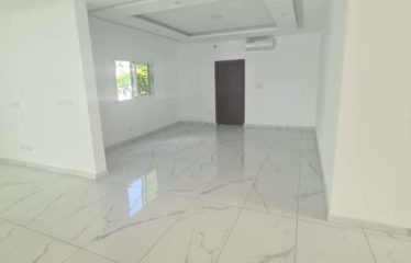 ABIDJAN COCODY : VILLA DUPLEX à louer 6 PIÈCES – 2 Plateaux vallon