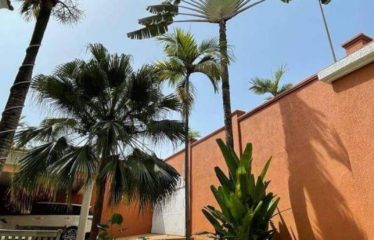 ABIDJAN COCODY : Maison à vendre à cocody riviera golfe 4