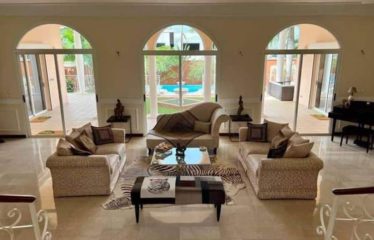 ABIDJAN COCODY : Maison à vendre à cocody riviera golfe 4