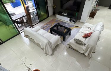 ABIDJAN COCODY : Villa meublée en vente – Cocody Riviera Attoban