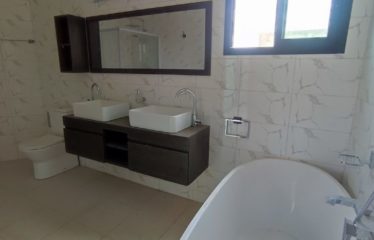 ABIDJAN COCODY : Maison duplex de 8 pièces en vente – Cocody Angré Gestoci