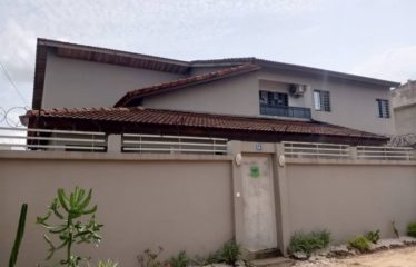 ABIDJAN COCODY : Location de villa duplex Riviera 4