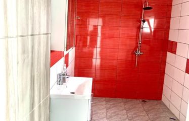 ABIDJAN COCODY : Maison à louer DUPLEX 8 PIECES MEUBLEES Riviera Faya Cité Prestige