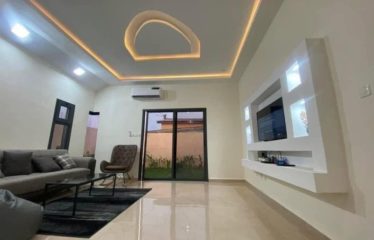 ABIDJAN BINGERVILLE : Villa basse T4 à louer