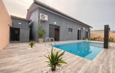 ABIDJAN BINGERVILLE : Villa basse T4 à louer