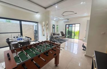ABIDJAN BINGERVILLE : Villa basse T4 à louer
