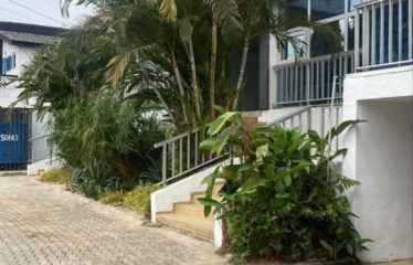 ABIDJAN COCODY : Villa duplex 14 pièces à vendre