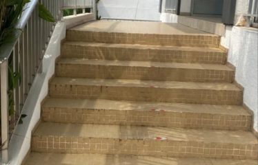 ABIDJAN COCODY : Villa duplex 14 pièces à vendre