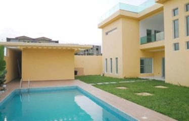 ABIDJAN COCODY : Villa standing 10 pièces à vendre