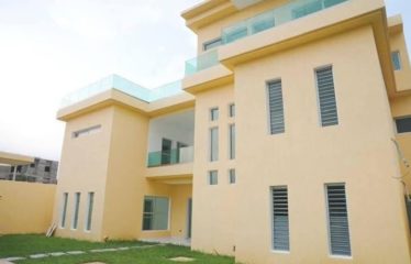 ABIDJAN COCODY : Villa standing 10 pièces à vendre