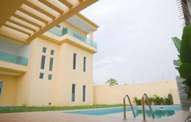 ABIDJAN COCODY : Villa standing 10 pièces à vendre
