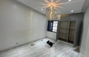 ABIDJAN COCODY : Villa basse de 05 pièces plus une dépendance Riviera cité les coteaux à vendre