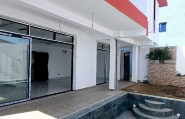 ABIDJAN COCODY : Villa triplex RIVIERA 4 N’BADON à vendre