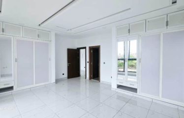 ABIDJAN COCODY : Villa triplex RIVIERA 4 N’BADON à vendre
