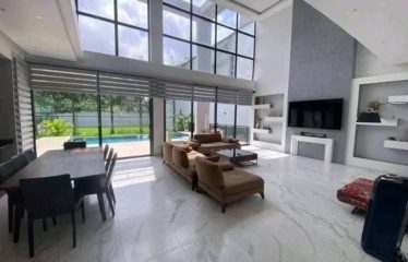 ABIDJAN COCODY : Villa duplex Riviera 4 Zone Mbadon à louer