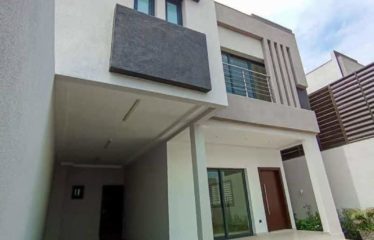 ABIDJAN COCODY : Villa à vendre Djorobité