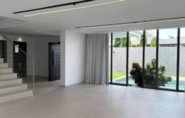 ABIDJAN COCODY : Villa à vendre Djorobité