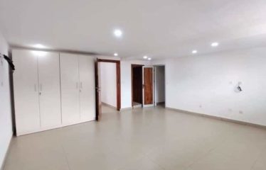 ABIDJAN COCODY : Villa duplex 5 pièces à louer