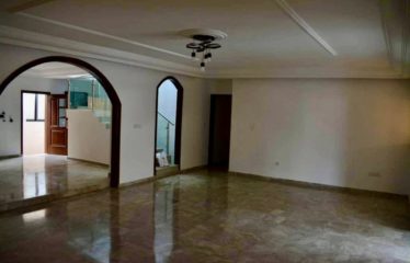 ABIDJAN COCODY : Maison à vendre de 9 chambres et 6 salles de bain