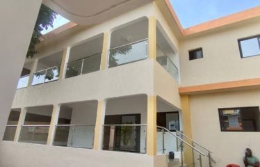 ABIDJAN COCODY : Maison à vendre de 9 chambres et 6 salles de bain