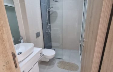 ABIDJAN COCODY : Villa basse moderne à louer avec piscine