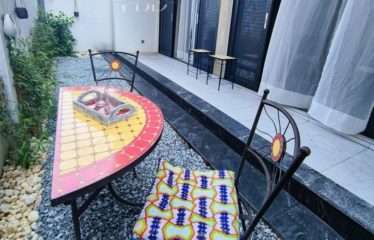 ABIDJAN ANGRÉ : APPARTEMENT MEUBLE DE 2 PIECES À LOUER – ANGRE 8eme TRANCHE CGK