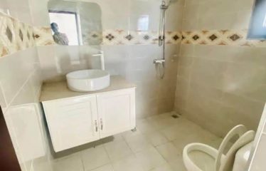 ABIDJAN BINGERVILLE : Villa en vente à Bingerville Château