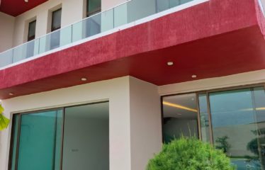 ABIDJAN BINGERVILLE : Vente Maison Duplex de 5 pièces avec piscine