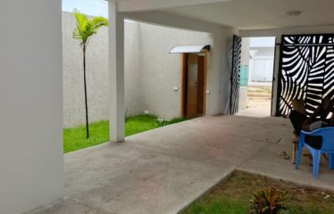 ABIDJAN BINGERVILLE : Vente Maison Duplex de 5 pièces avec piscine