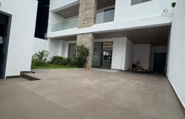 ABIDJAN COCODY : Villa Duplex à louer