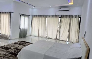 DJAN ANGRÉ : Magnifique Villa duplex de 8 pièces à vendre