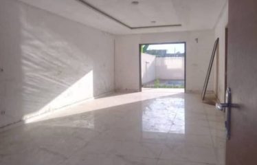 ABIDJAN BINGERVILLE : Vente villa duplex 6 pièces BINGERVILLE AKANDJE