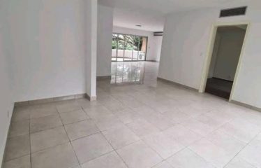 ABIDJAN PLATEAU : Appartement à louer 4 pièces