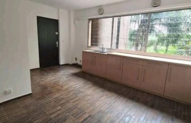ABIDJAN PLATEAU : Appartement à louer 4 pièces