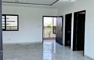 ABIDJAN COCODY : Villa 4 pièces à louer à Cocody Faya
