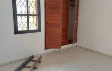 ABIDJAN COCODY : VILLA 4 Pièces A LOUER Faya