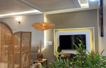 ABIDJAN COCODY : Studio minimaliste et confortable à Riviera 3 à louer