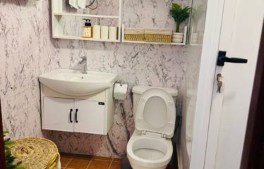 ABIDJAN COCODY : Studio minimaliste et confortable à Riviera 3 à louer