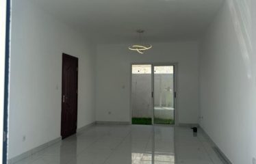 GRAND-BASSAM : Villa duplex à louer