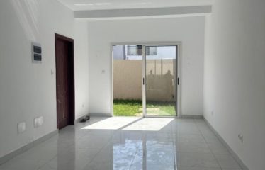 GRAND-BASSAM : Villa duplex à louer