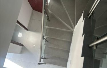 GRAND-BASSAM : Villa duplex à louer