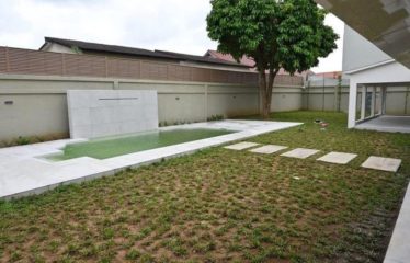 ABIDJAN COCODY : Villa 11 pièces à vendre – ACD