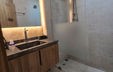 ABIDJAN COCODY : Studio meublé américain à louer 2 pièces