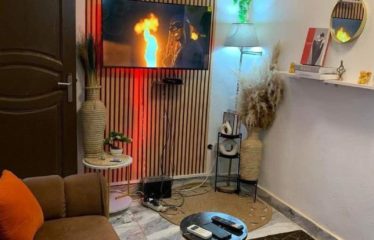 SAN-PÉDRO : Studio meublé à louer cité Mirador