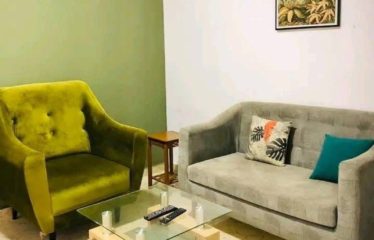 ABIDJAN KOUMASSI : Appartement meublé 2 pièces à louer en résidence